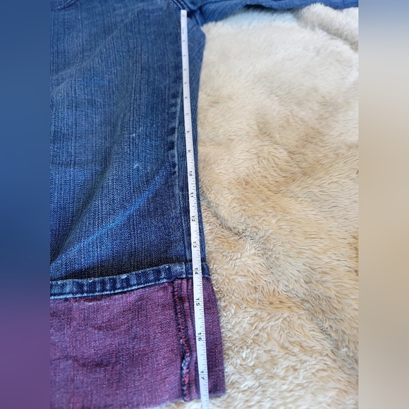 Vintage Levi's Pink Cuff "Worn Look" Capris Sz 11 - Picture 3 of 12